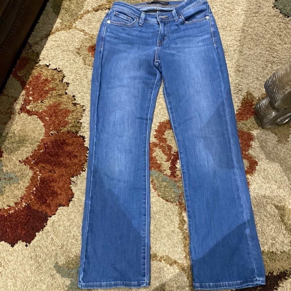 ❤️ Levi’s Women Curvy Bootcut Jeans ❤️